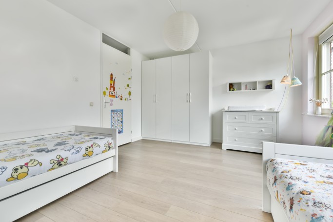 Aluminiumtüren zum Kinderzimmer