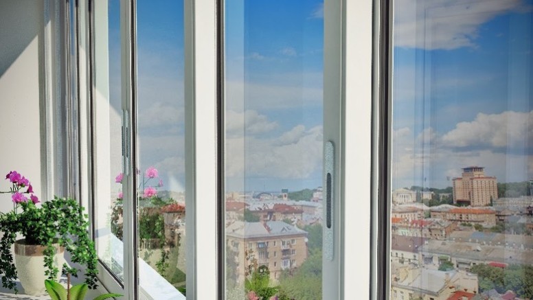 Schiebebalkone SLIDING SYSTEM