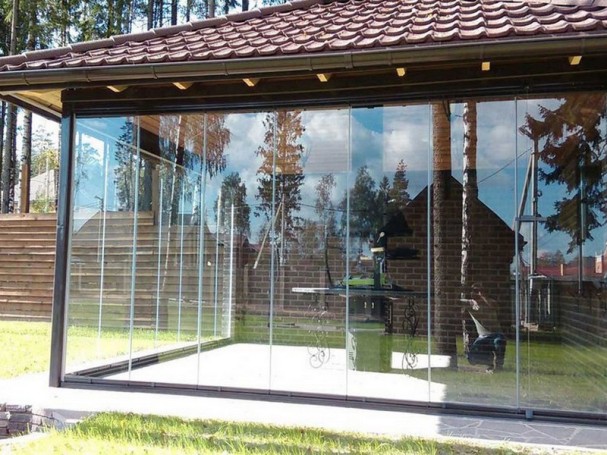 Kalte rahmenlose Verglasung